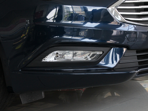 2018EcoBoost 180 r(sh) (x)(ji)^