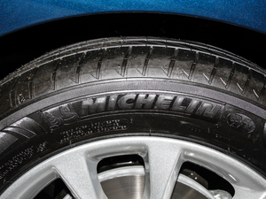 2018EcoBoost 180 r ݆̥Ʒ