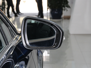 2018EcoBoost 180 r ^