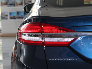 2018EcoBoost 180 r ^