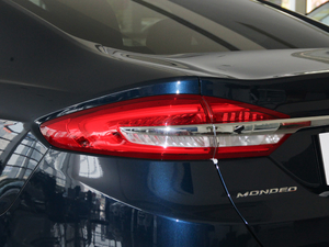 2018EcoBoost 180 r ^