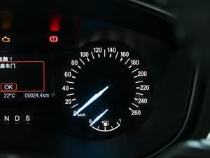 2018EcoBoost 180 r п؅^