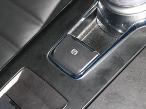 2018EcoBoost 180 r v܇Ƅ