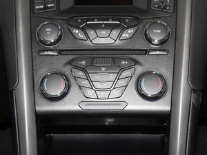 2018EcoBoost 180 r {(dio){(dio)(ji)