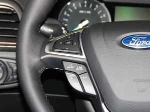 2018EcoBoost 180 r п؅^