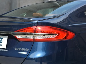 2018EcoBoost 200 Cognac؄e ^