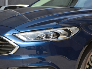 2018EcoBoost 200 Cognac؄e ^