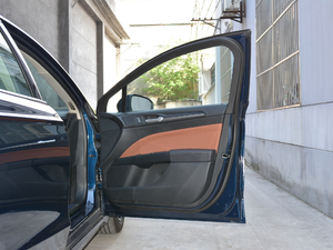 2018EcoBoost 200 Cognac؄e g