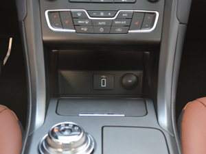 2018EcoBoost 200 Cognac؄e g