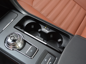 2018EcoBoost 200 Cognac؄e g