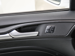 2018EcoBoost 245 Ş g