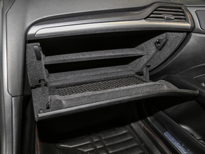 2018款EcoBoost 245 旗舰型 手套箱