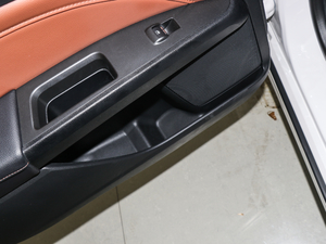 2018EcoBoost 200 Cognac؄e g