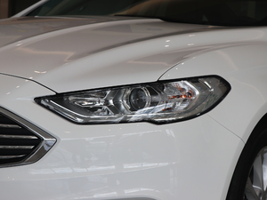 2018EcoBoost 180 r ^