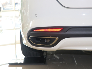 2018EcoBoost 180 r ^