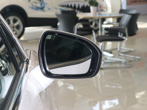 2018EcoBoost 180 r ^