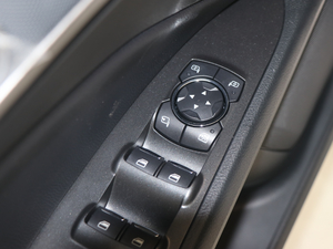 2018EcoBoost 180 r п؅^(q)