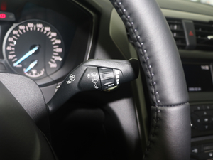 2018EcoBoost 180 r п؅^