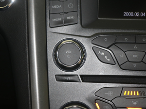 2018EcoBoost 180 r п؅^