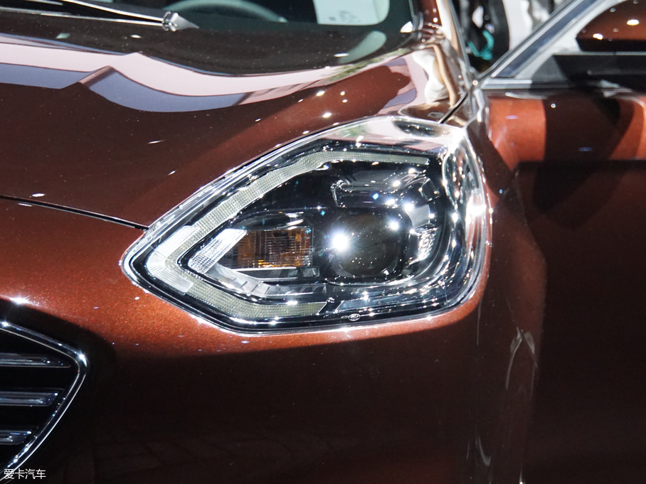 2019˹ EcoBoost 125 Ԅ V