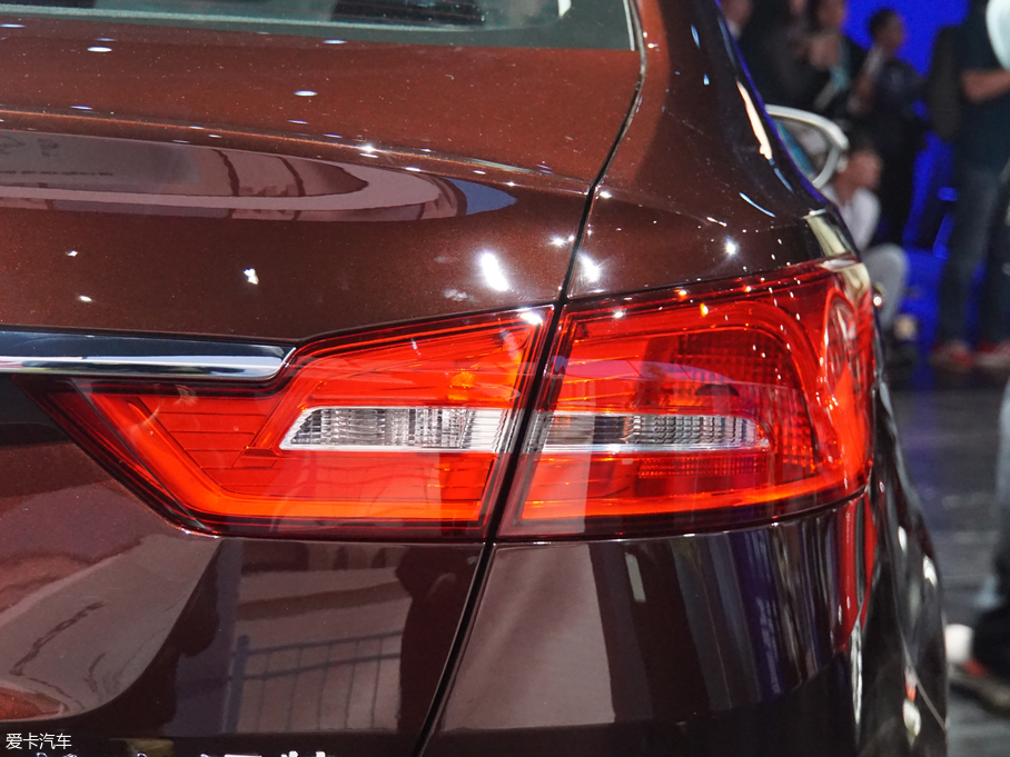 2019˹ EcoBoost 125 Ԅ V