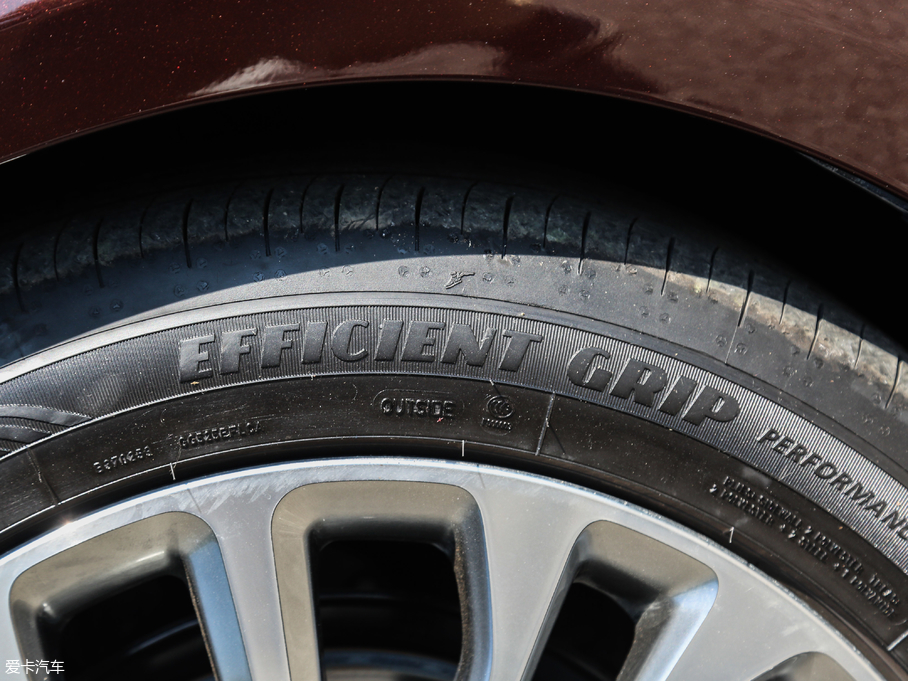 2019˹ EcoBoost 125 Ԅ(dng) (gu)V