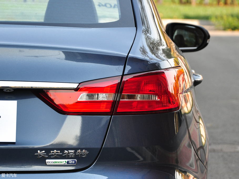 2019˹ EcoBoost 125 Ԅ V