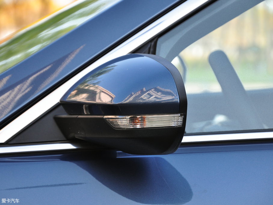 2019˹ EcoBoost 125 Ԅ V