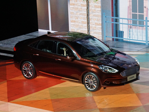 2019EcoBoost 125 Ԅ V w^