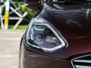 2019EcoBoost 125 Ԅ V ^