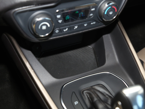 2019EcoBoost 125 Ԅ V g