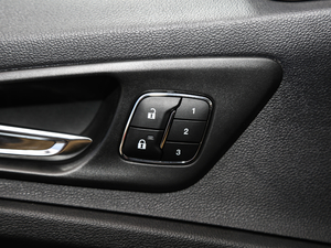 2019EcoBoost 125 Ԅ V g