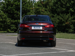 2019EcoBoost 125 Ԅ V ^