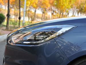 2019EcoBoost 125 Ԅ V ^