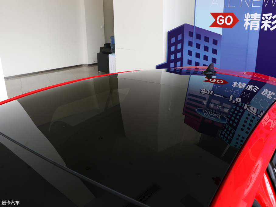 2019˹ Ɏ EcoBoost 180 ԄST Line V