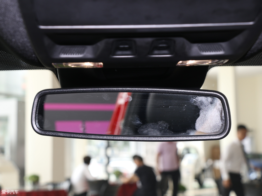 2019˹ Ɏ EcoBoost 180 ԄST Line V