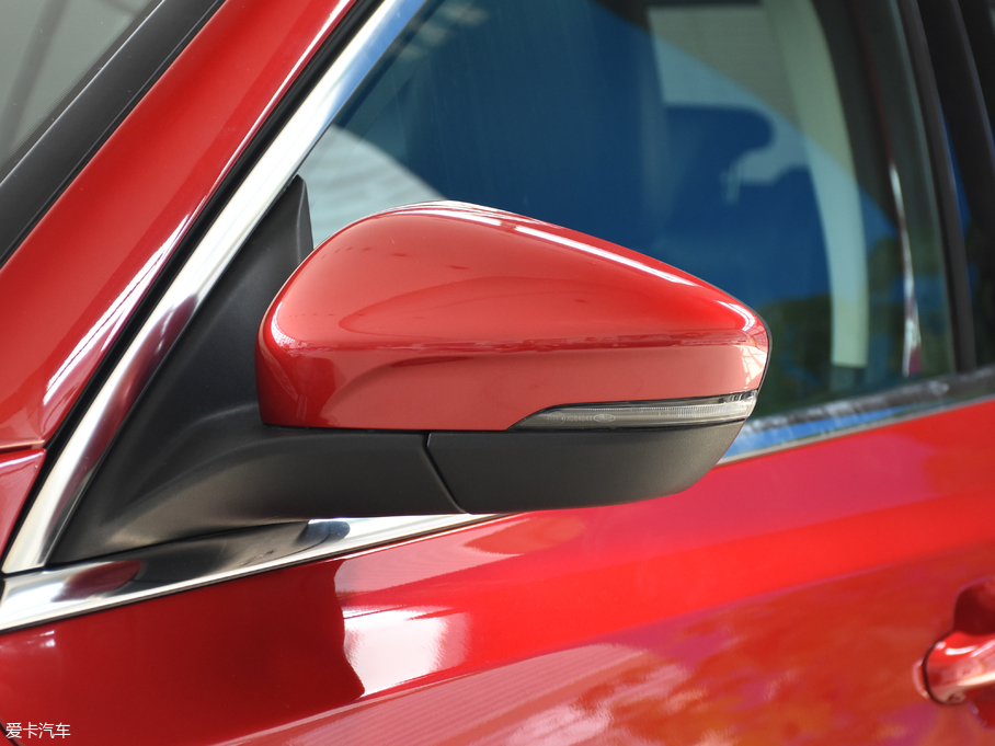 2019˹ Ɏ EcoBoost 180 Ԅ(dng)hҫ V