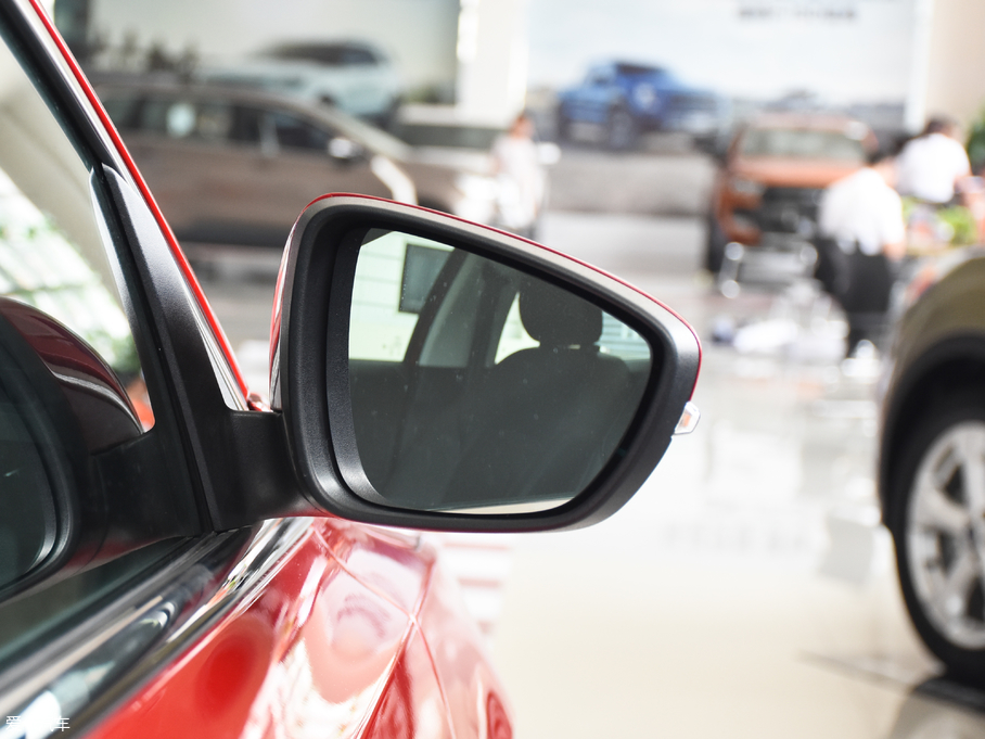 2019˹ Ɏ EcoBoost 180 Ԅhҫ V