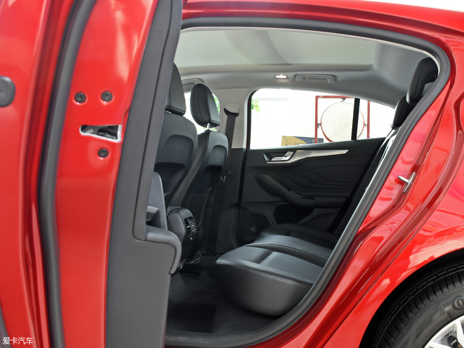 2019˹ Ɏ EcoBoost 180 Ԅ(dng)hҫ (gu)V