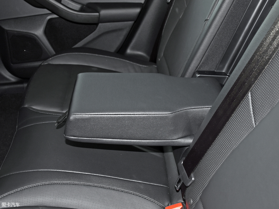 2019˹ Ɏ EcoBoost 180 Ԅhҫ V