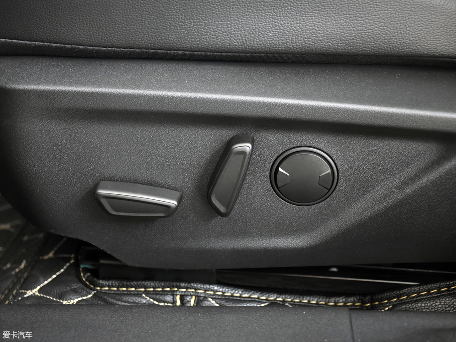 2019˹ Ɏ EcoBoost 180 Ԅhҫ V