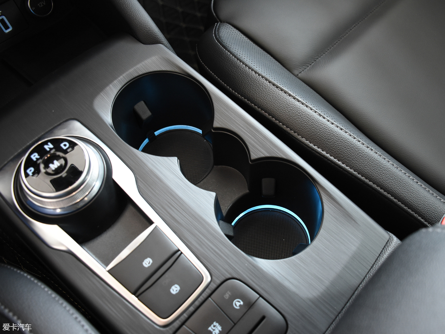 2019˹ Ɏ EcoBoost 180 Ԅhҫ V