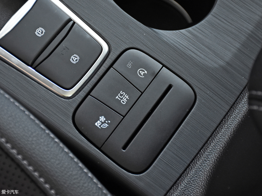 2019���˹ �Ɏ� EcoBoost 180 �Ԅ�(d��ng)�hҫ�� ��(gu��)V