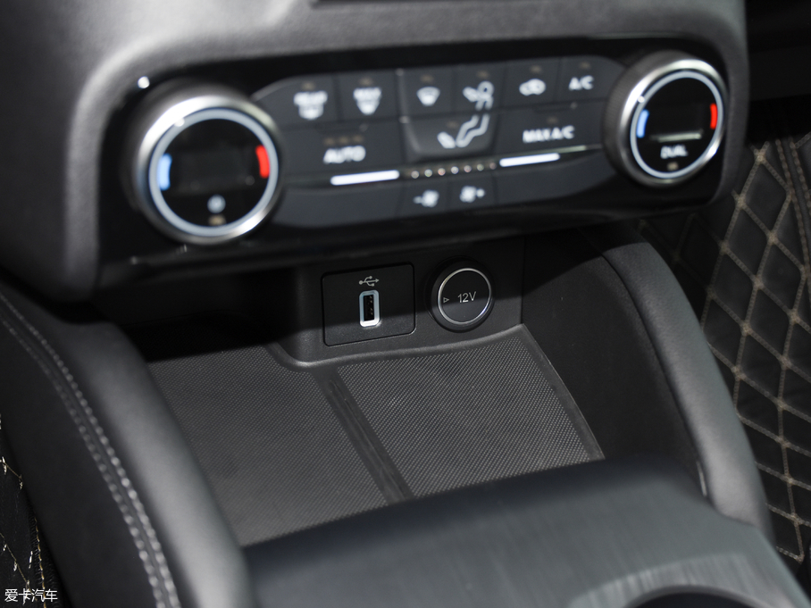 2019˹ Ɏ EcoBoost 180 Ԅhҫ V