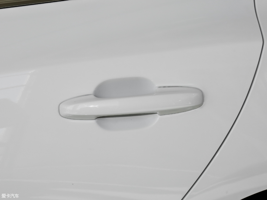 2019˹ Ɏ EcoBoost 180 Ԅhҫ V