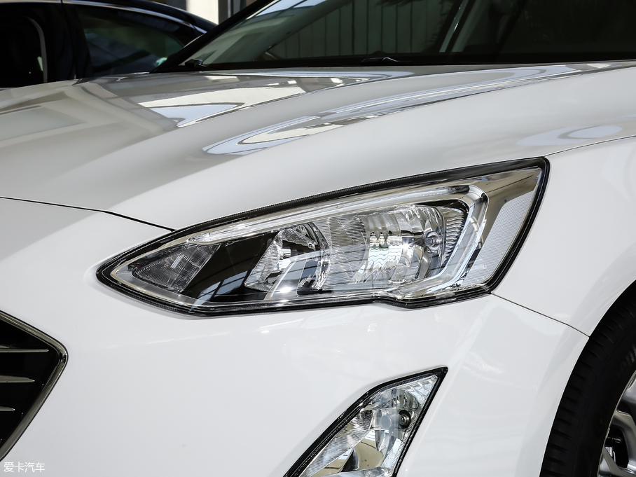 2019˹ Ɏ EcoBoost 180 Ԅhҫ V