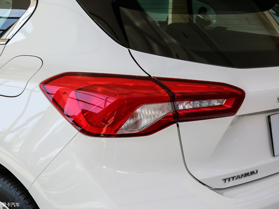 2019˹ Ɏ EcoBoost 180 Ԅhҫ V