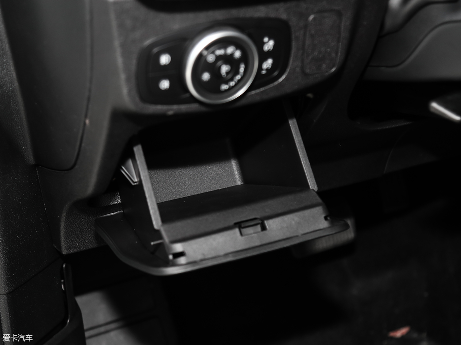 2019˹ Ɏ EcoBoost 180 Ԅhҫ V