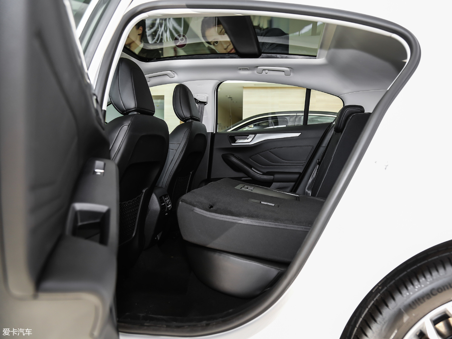 2019˹ Ɏ EcoBoost 180 Ԅhҫ V