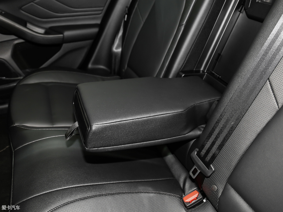 2019˹ Ɏ EcoBoost 180 Ԅhҫ V